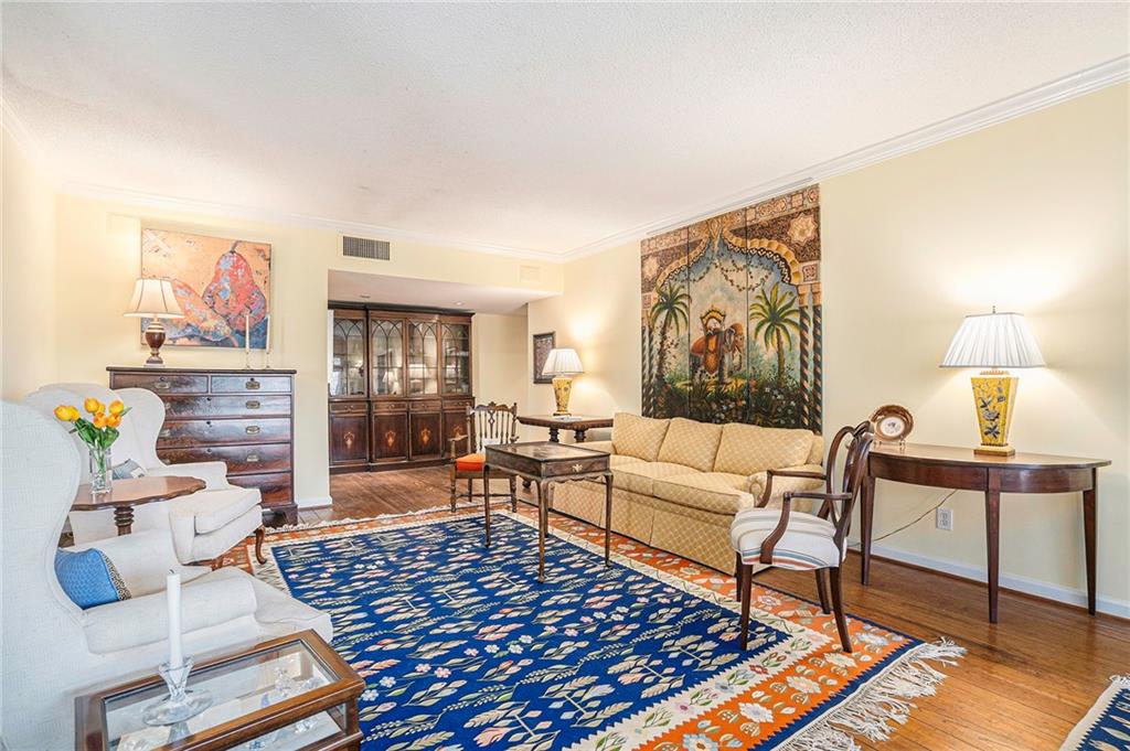 2765 Peachtree Road NE Unit 6