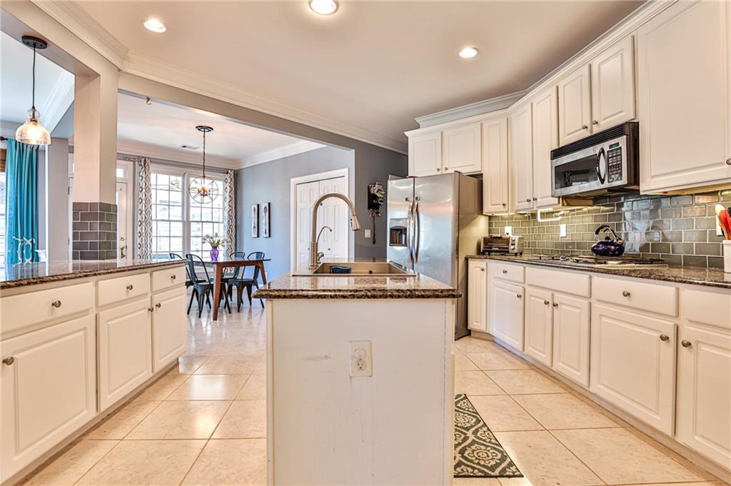 3680 Highcroft Circle