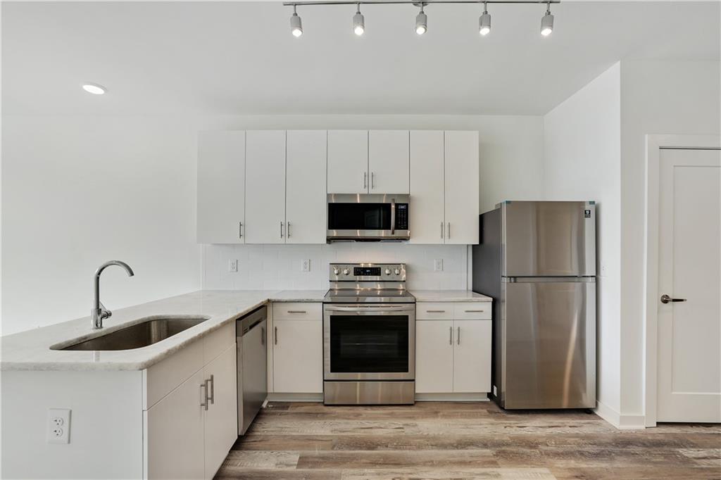 525 Parkway Drive Unit 218