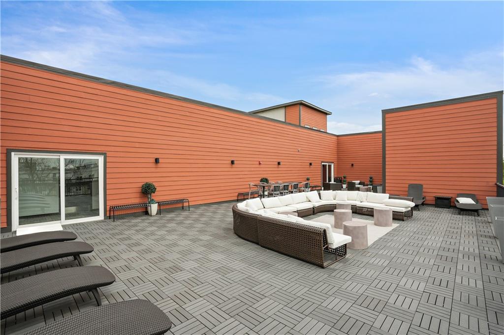 525 Parkway Drive Unit 218