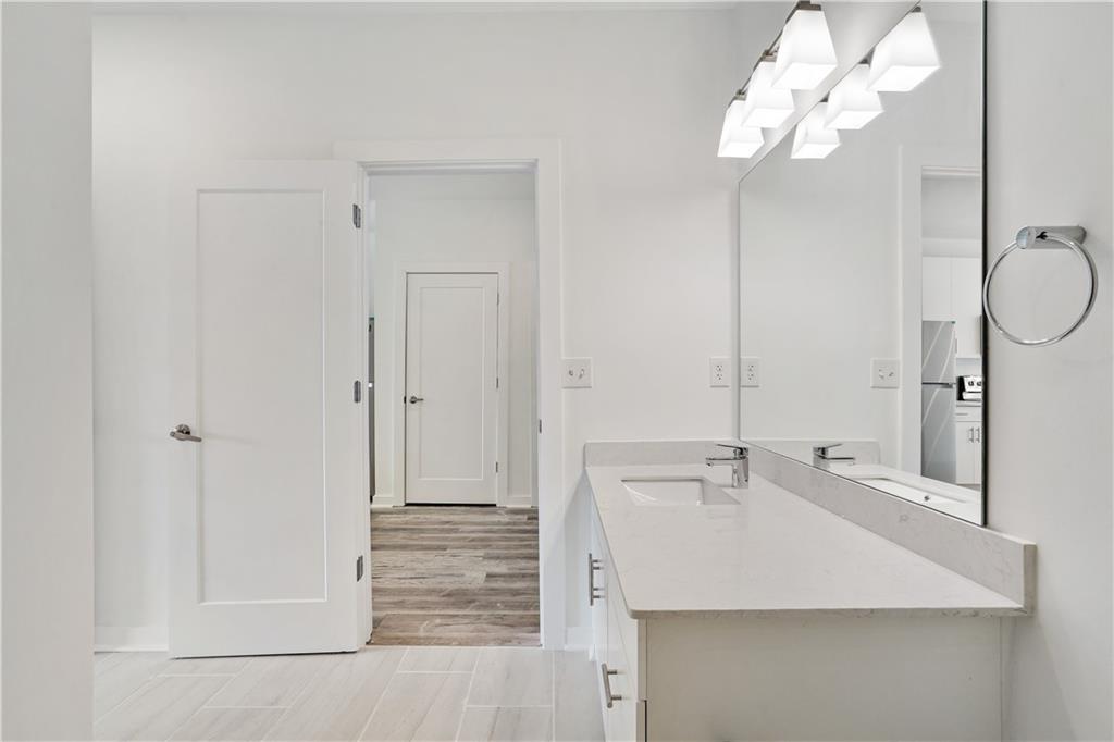 525 Parkway Drive Unit 218