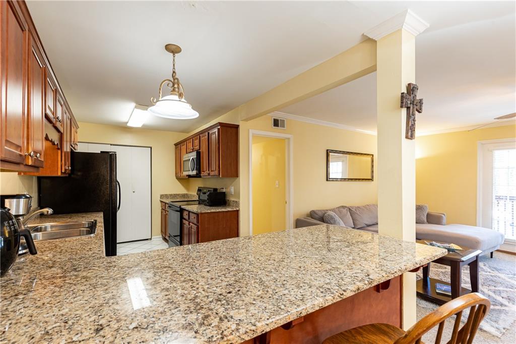 708 Brighton Point