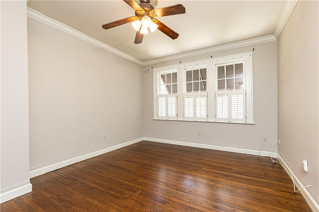 1898 Wycliff Unit 9 Road NW