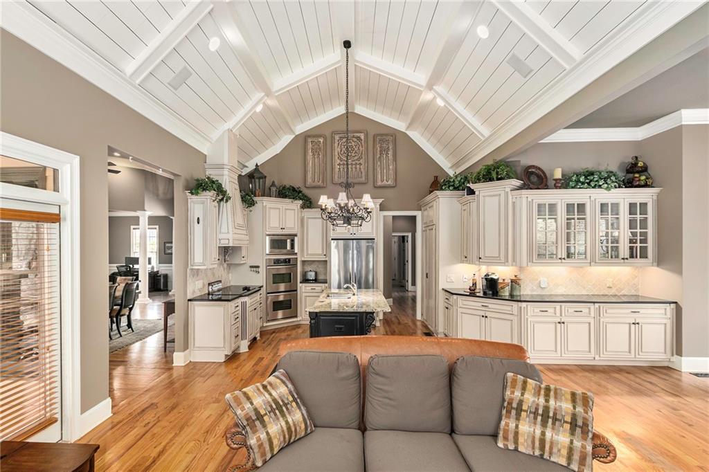 6147 Golf View Court