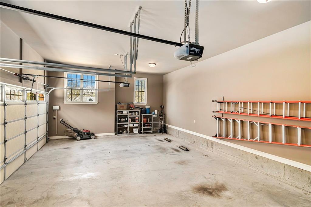 6147 Golf View Court