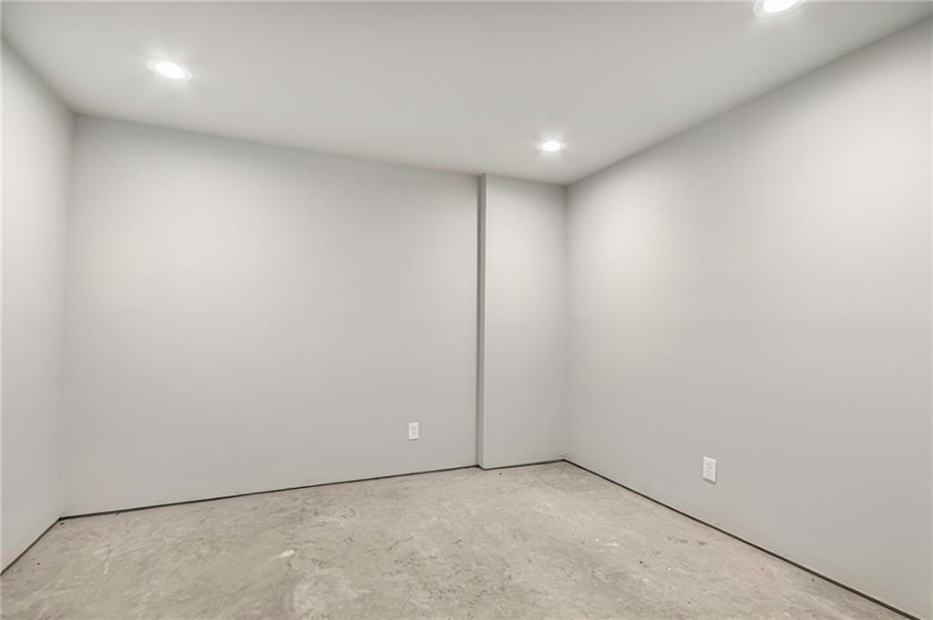 6147 Golf View Court