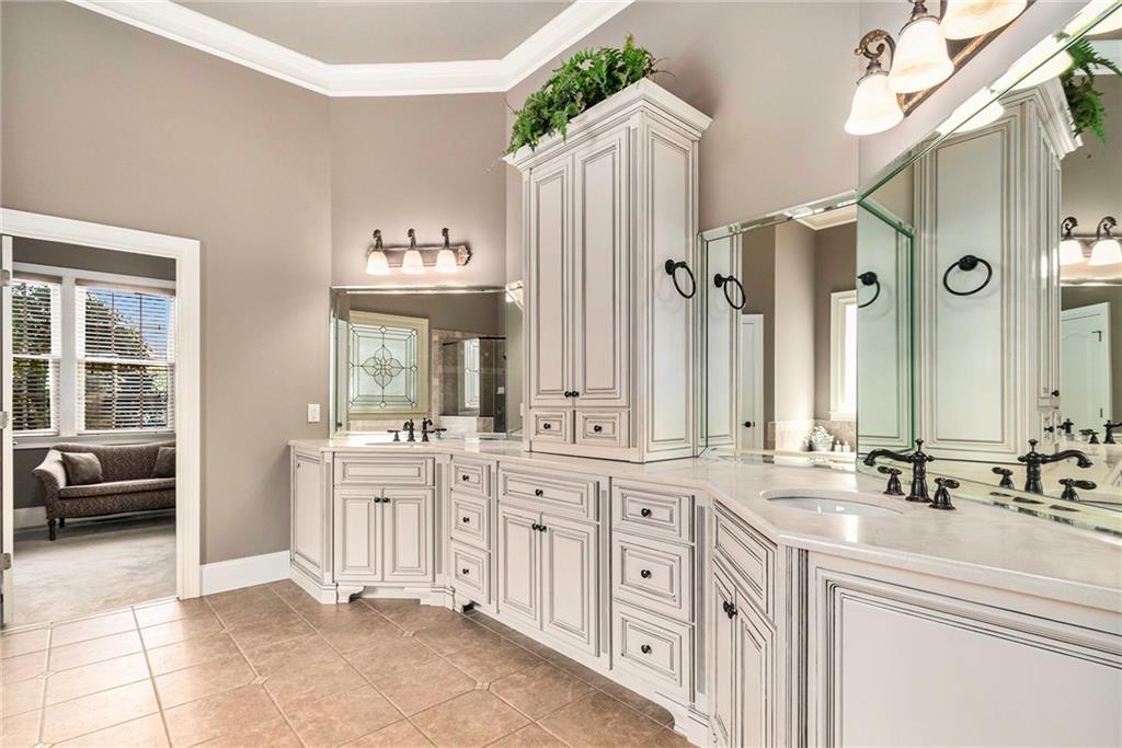 6147 Golf View Court