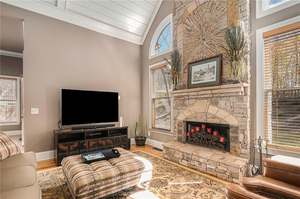 6147 Golf View Court