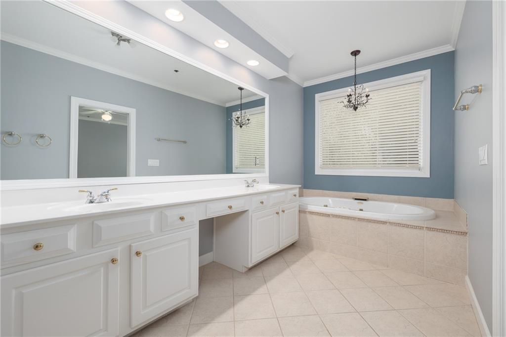 609 Vinings Estates Drive SE Unit A17