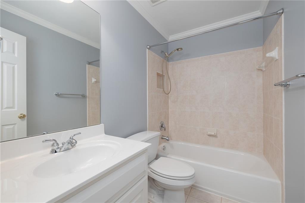609 Vinings Estates Drive SE Unit A17