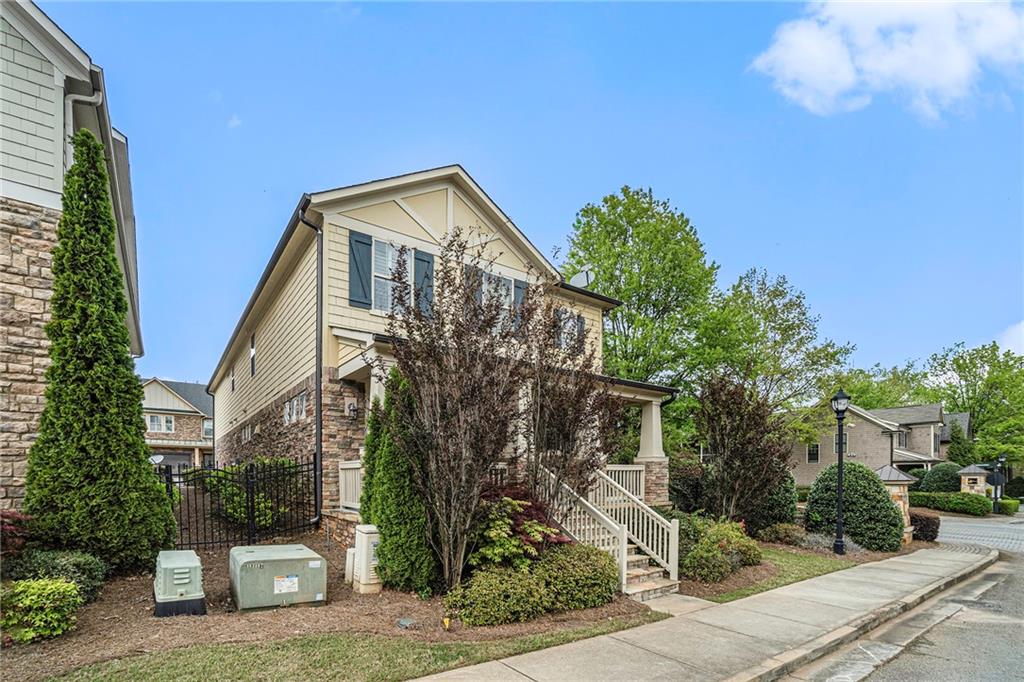 2065 Village Station Crossing SE