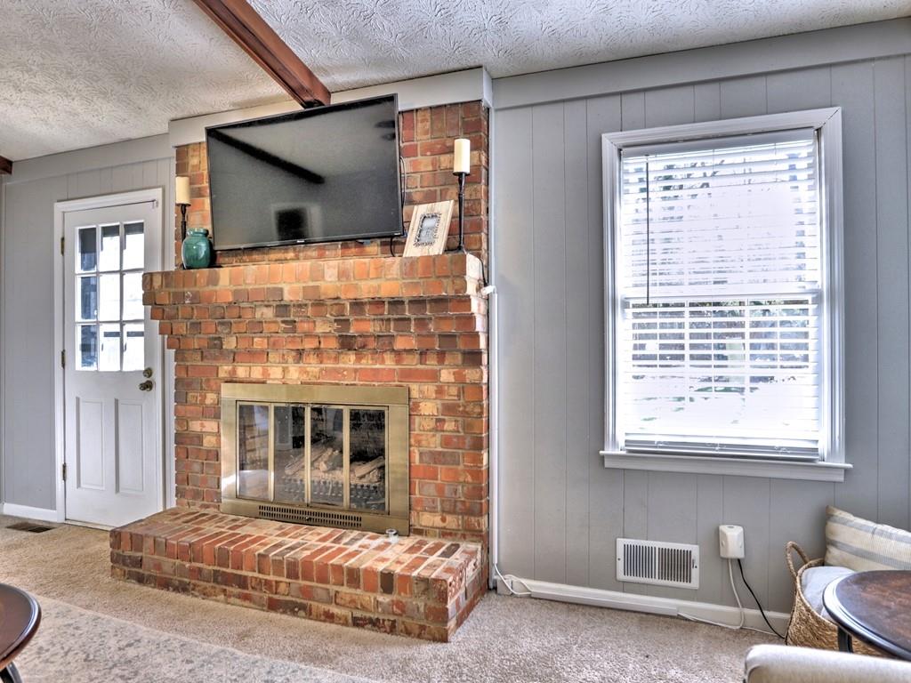 534 Charing Cross Drive