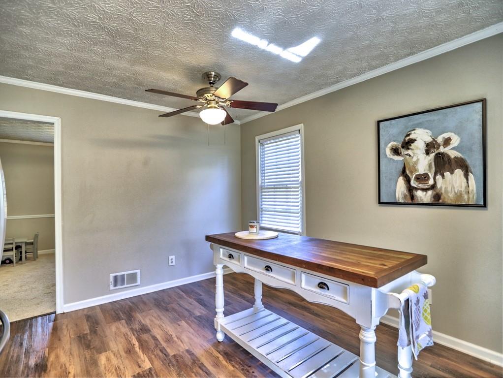 534 Charing Cross Drive