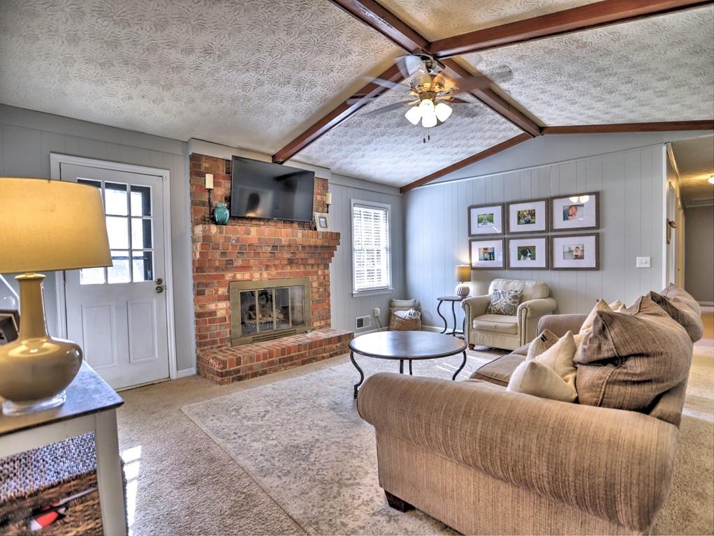 534 Charing Cross Drive