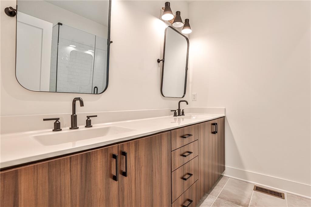 59 Adore Court SE