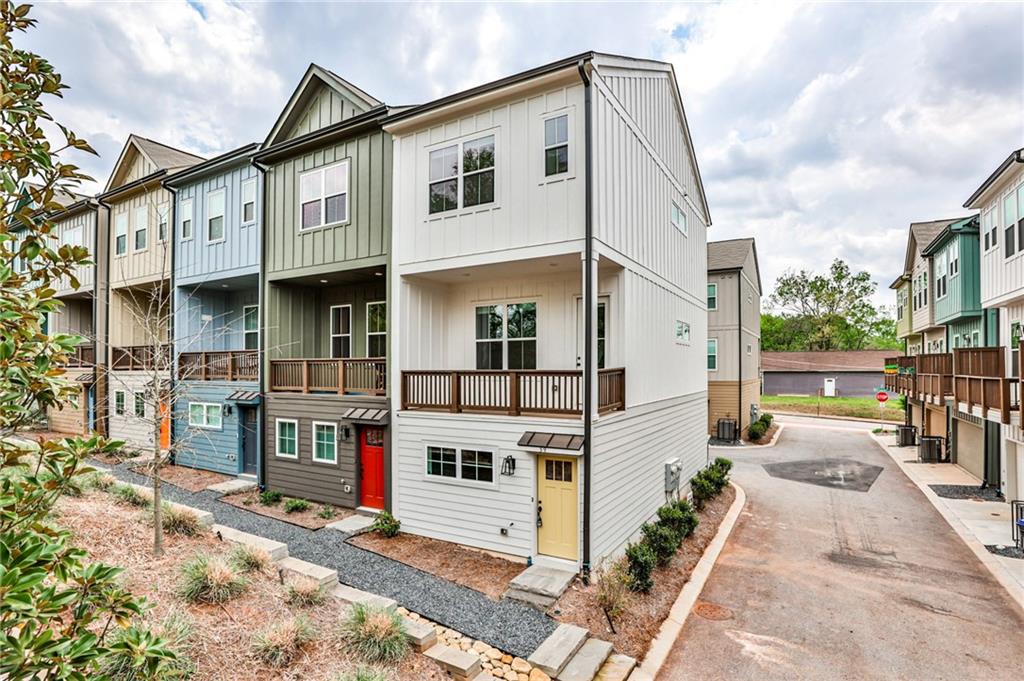 59 Adore Court SE