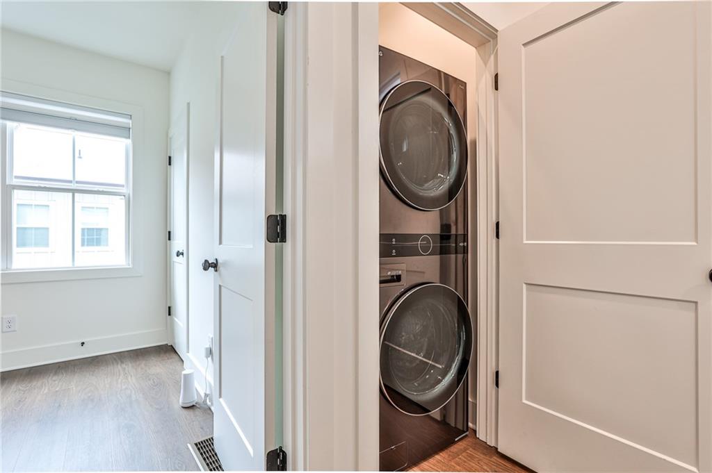 59 Adore Court SE