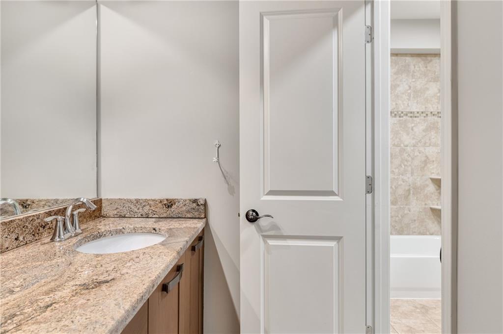 1336 Nerine Circle