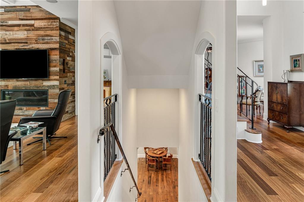 1336 Nerine Circle