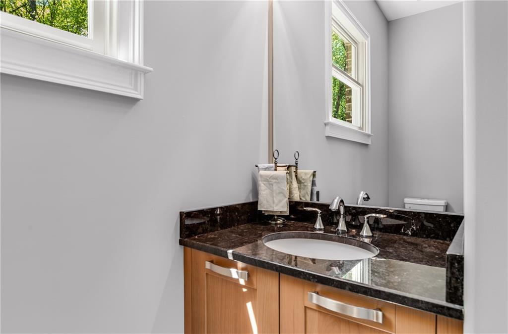 1336 Nerine Circle