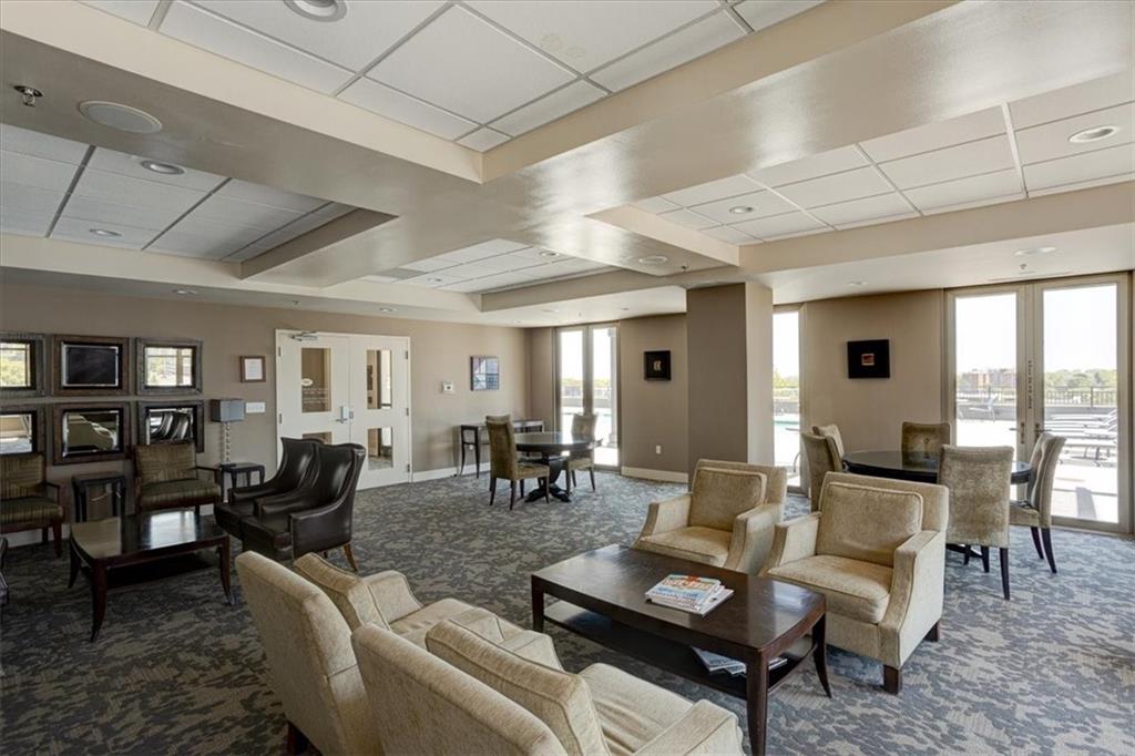 565 Peachtree Street NE Unit 1309