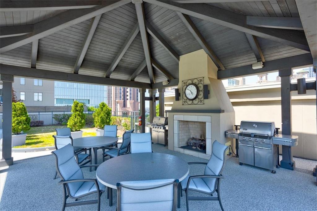 565 Peachtree Street NE Unit 1309
