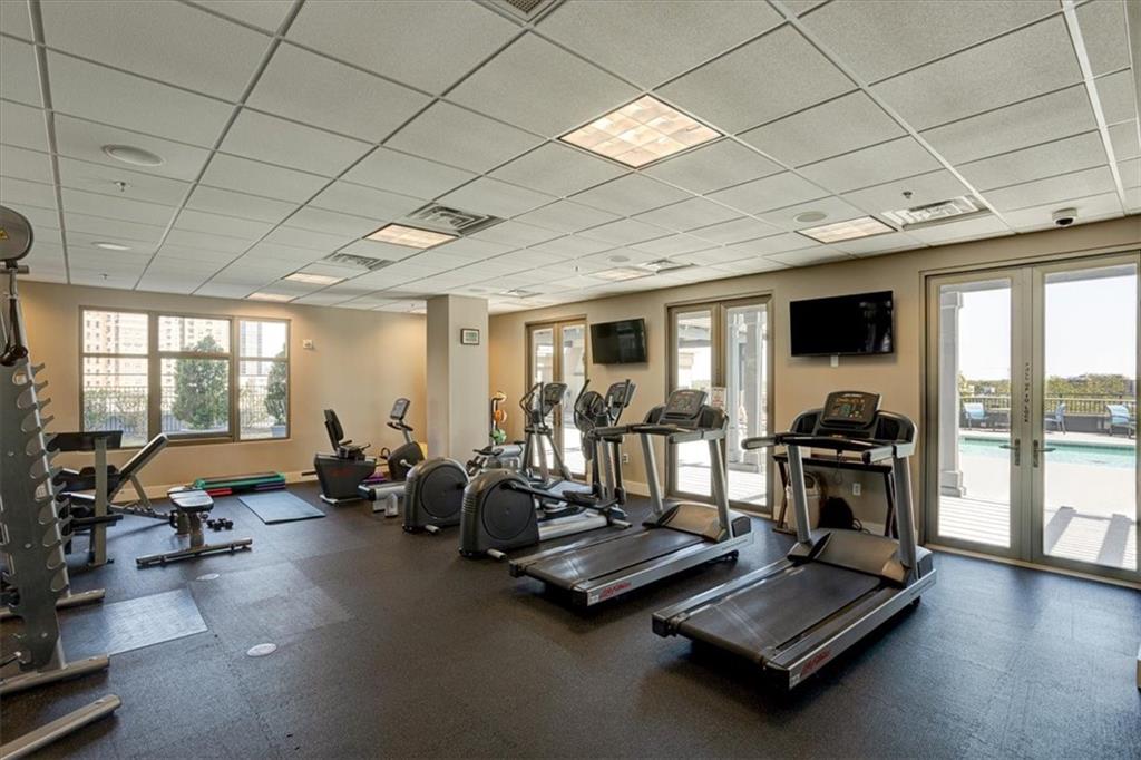 565 Peachtree Street NE Unit 1309