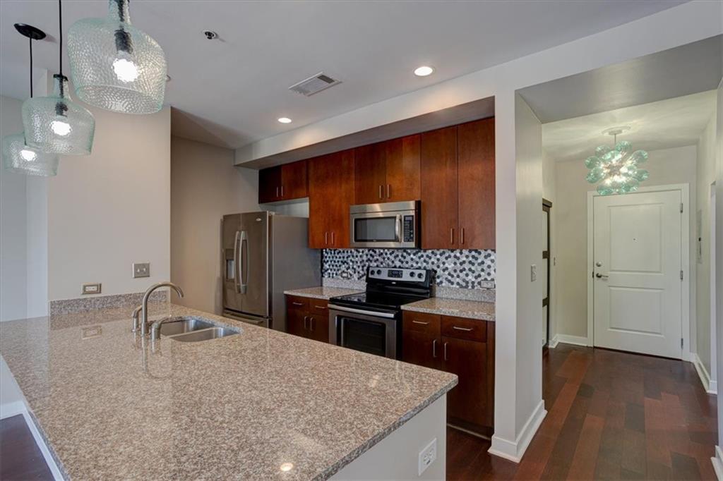 565 Peachtree Street NE Unit 1309