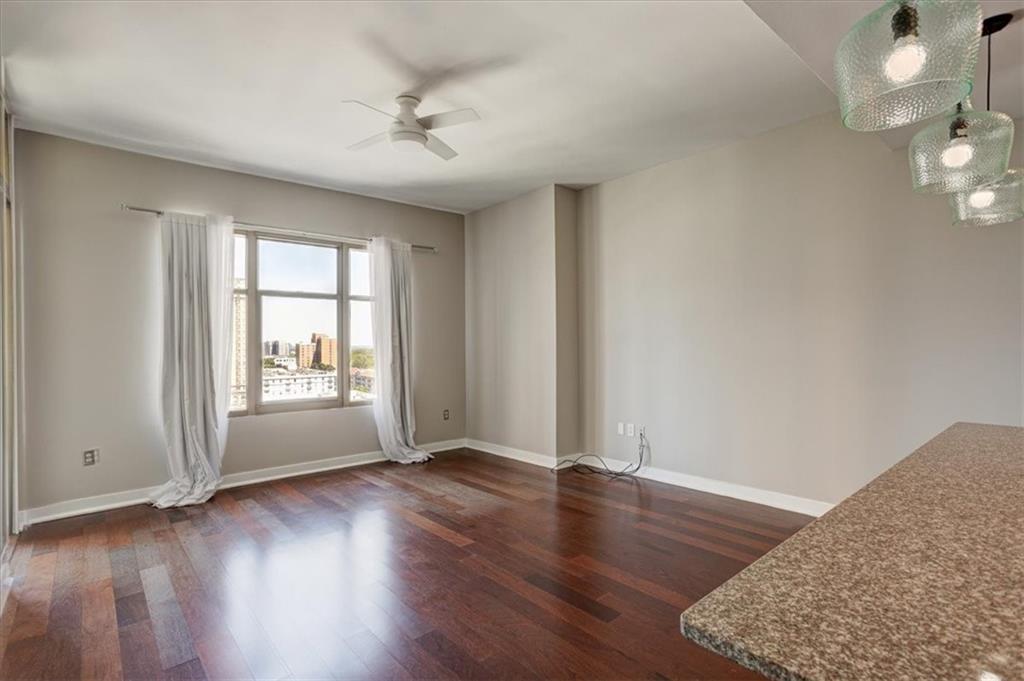 565 Peachtree Street NE Unit 1309