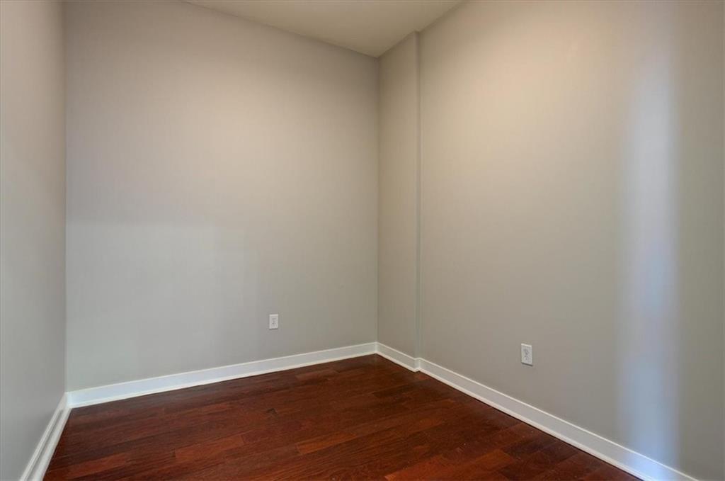 565 Peachtree Street NE Unit 1309