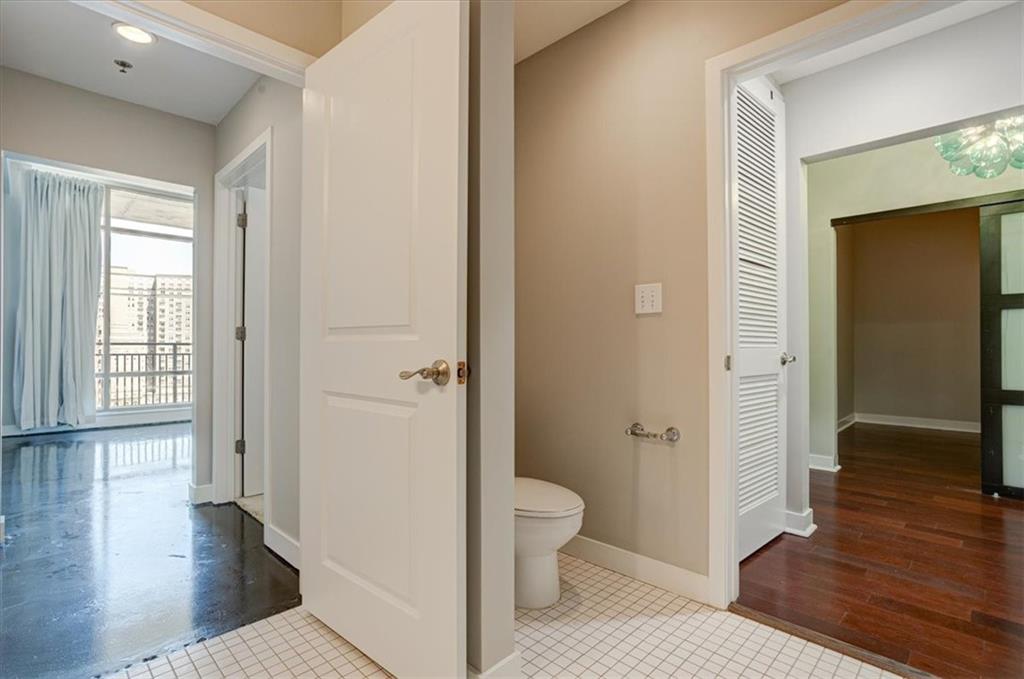 565 Peachtree Street NE Unit 1309