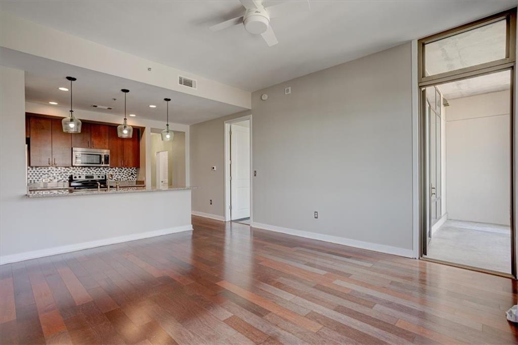 565 Peachtree Street NE Unit 1309