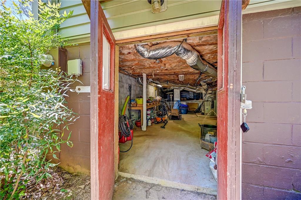2328 Desmond Drive