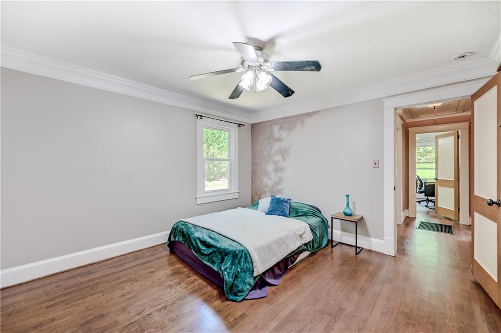 2328 Desmond Drive