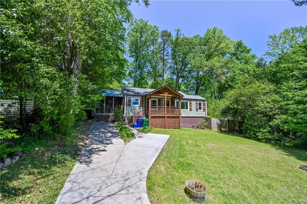 2328 Desmond Drive