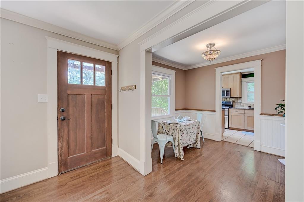 2328 Desmond Drive