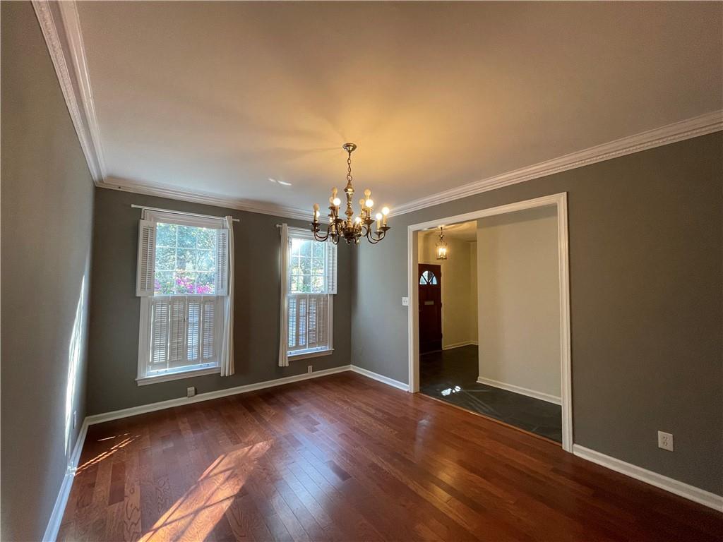 4 Lullwater Place NE
