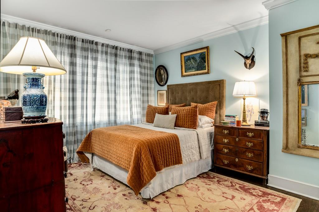 1898 Wycliff Road NW Unit 2