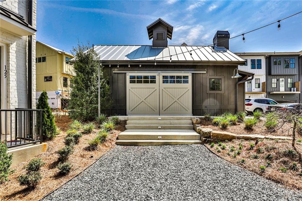 185 Chestnut Circle