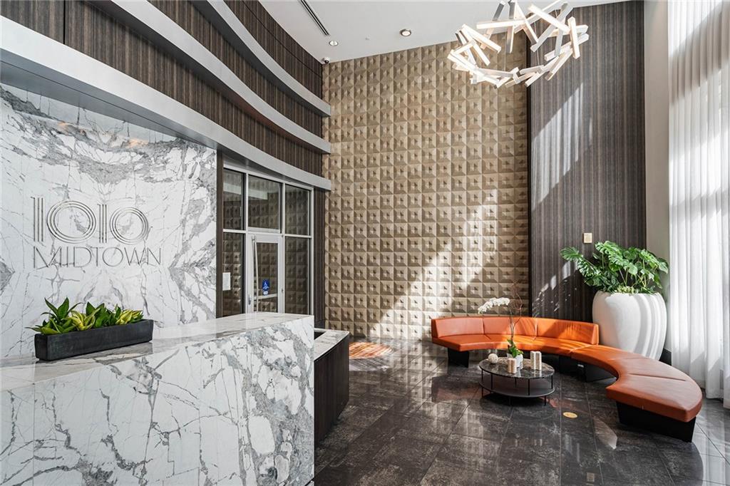 1080 Peachtree Street NE Unit 1612