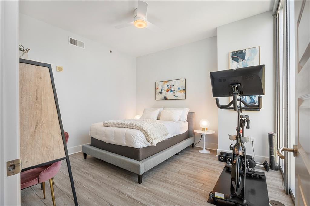 1080 Peachtree Street NE Unit 1612
