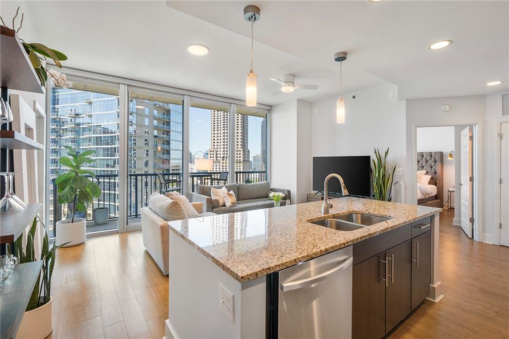 1080 Peachtree Street NE Unit 1612