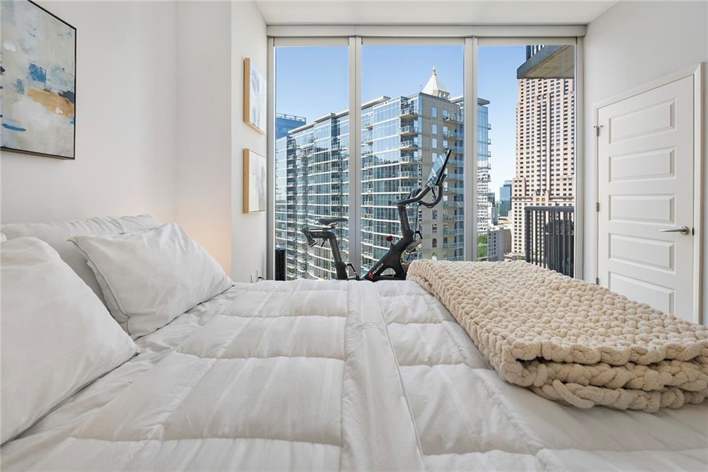 1080 Peachtree Street NE Unit 1612