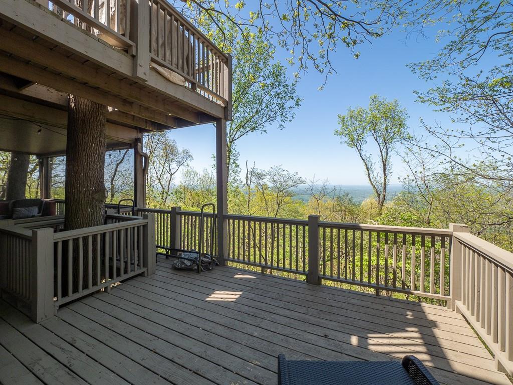 1481 Ridgeview Drive