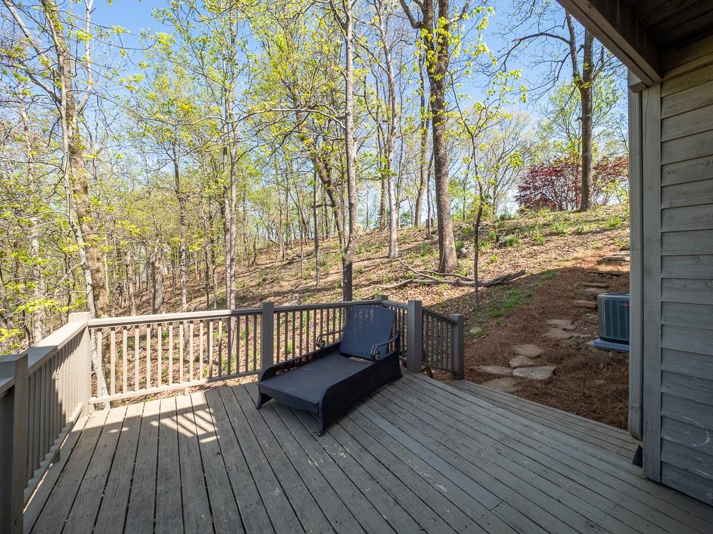 1481 Ridgeview Drive