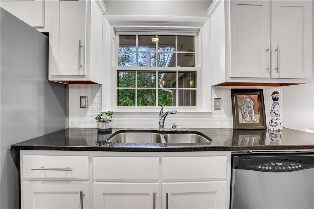 2758 Frontier Trail