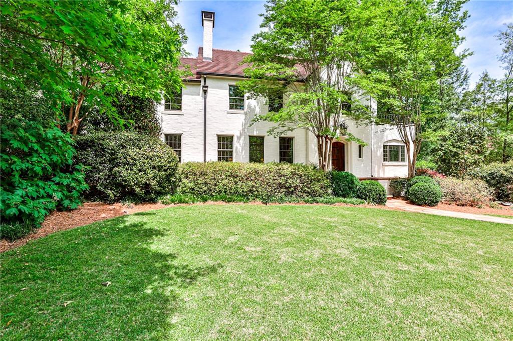2106 N Ponce De Leon Avenue NE