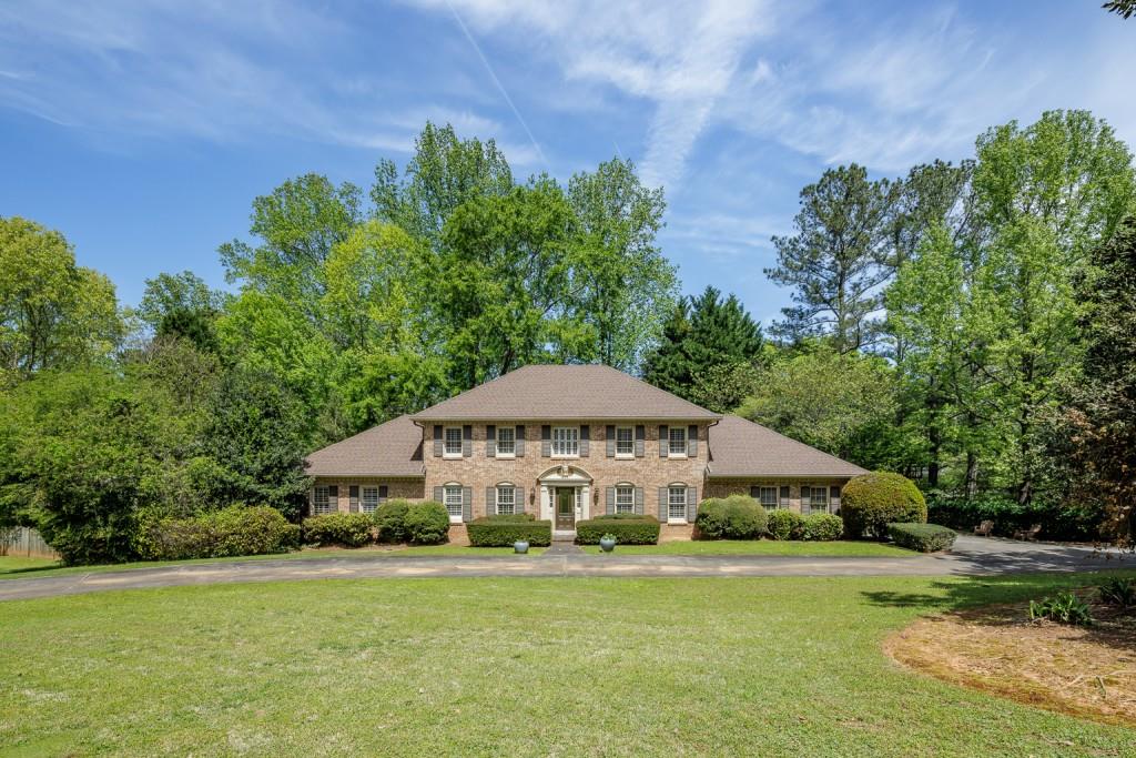 5352 Trowbridge Drive