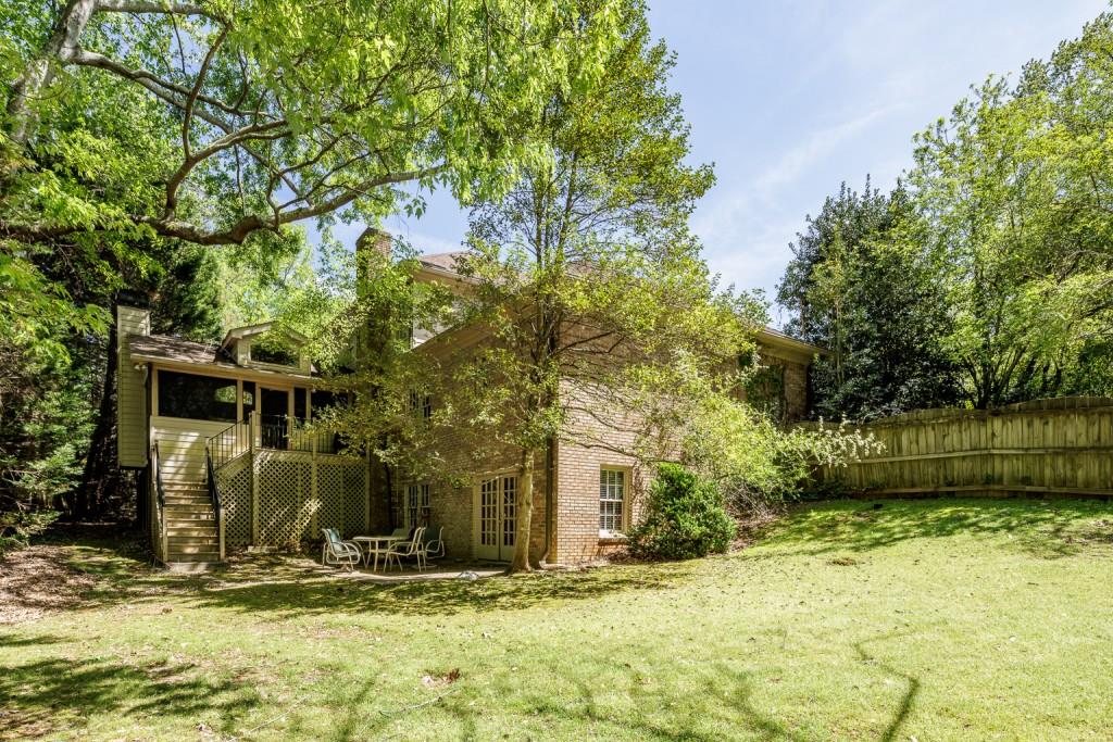 5352 Trowbridge Drive