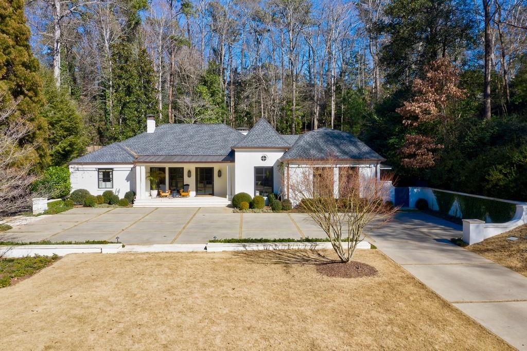 742 Andover Drive NW